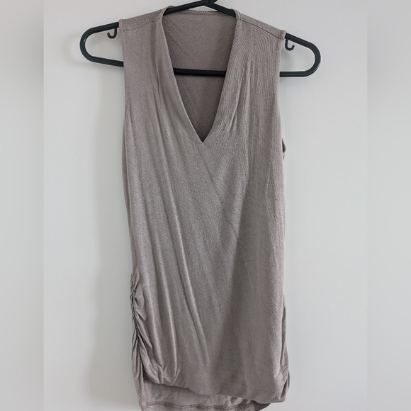 Taupe/tan cinch shirt - Picture 1 of 3